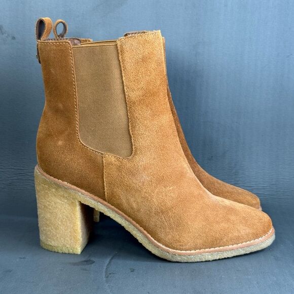 Lauren Ralph Lauren Shoes - LAUREN Ralph Lauren Marianna suede leather ankle boot women’s size 8.5